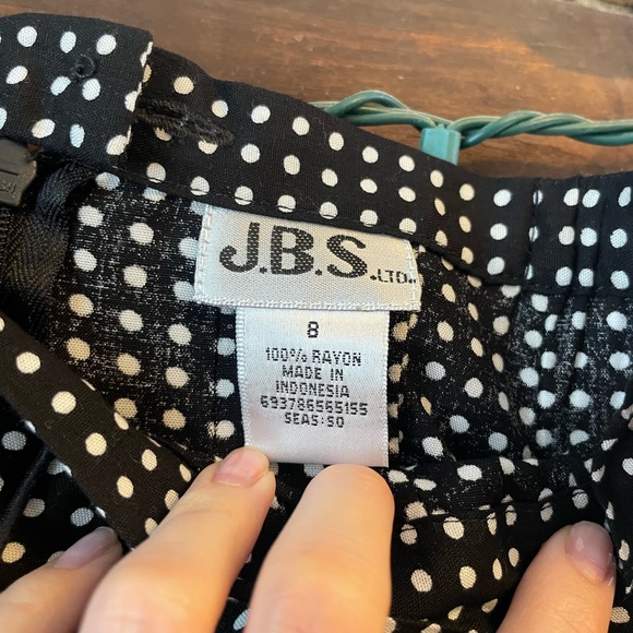 Black & white Polka dot two piece skirt set. - Picture 4 of 4